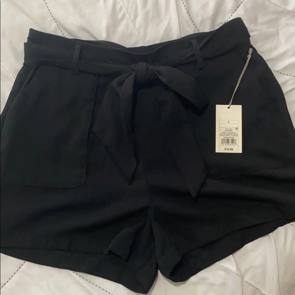 High waisted belted shorts